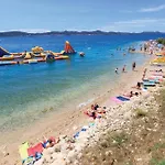 아파트 Lovely In 자다르