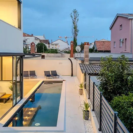 Lejlighed Amazing Apartment In Zadar Zadar